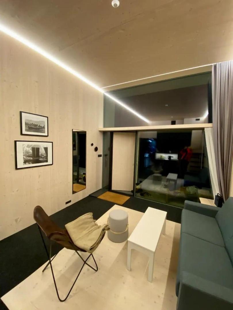 Apartament Oceanview Mini-House - Stunning Views Ramberg Zewnętrze zdjęcie